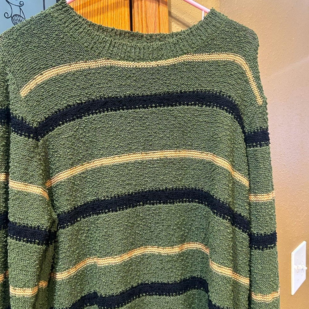 Sweater from Stitchfix - Picture 2 of 2